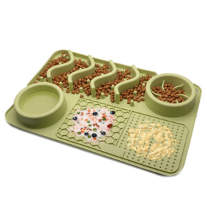 Silicone Licking Pet Mat – Multifunctional Feeding Mat - Image 6