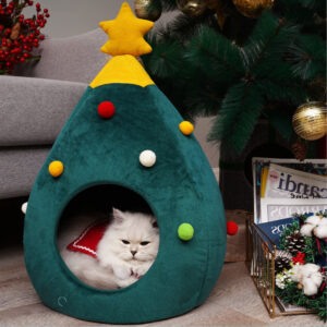 Festive Christmas Cat House – Cozy & Holiday-Themed - Image 2