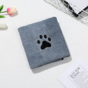 Soft & Absorbent Coral Fleece Pet Bath Towel - Image 4