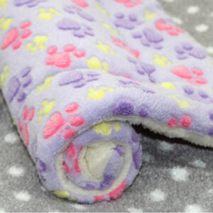 Stylish Double-Sided Fleece Pet Bed Mat – Soft, Warm, Washable & Breathable - Image 5