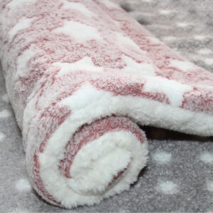 Stylish Double-Sided Fleece Pet Bed Mat – Soft, Warm, Washable & Breathable - Image 15